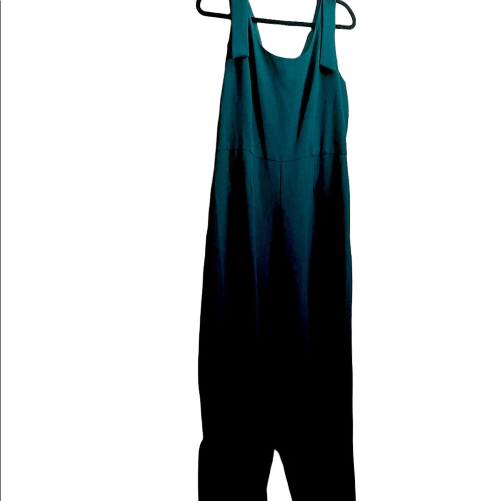 Green wide leg romper with bow tie straps size 16